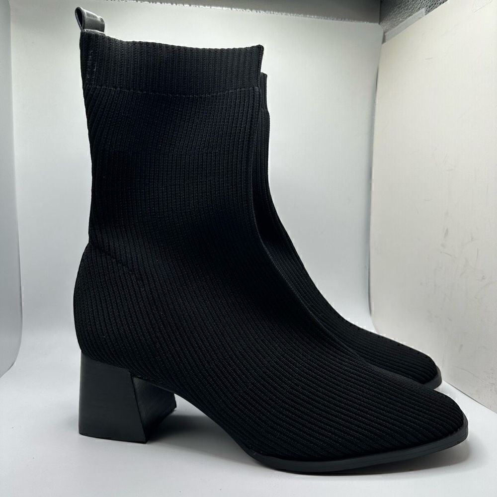 Cushionaire Women's Stretch Boot +Memory Foam 8.5… - image 1